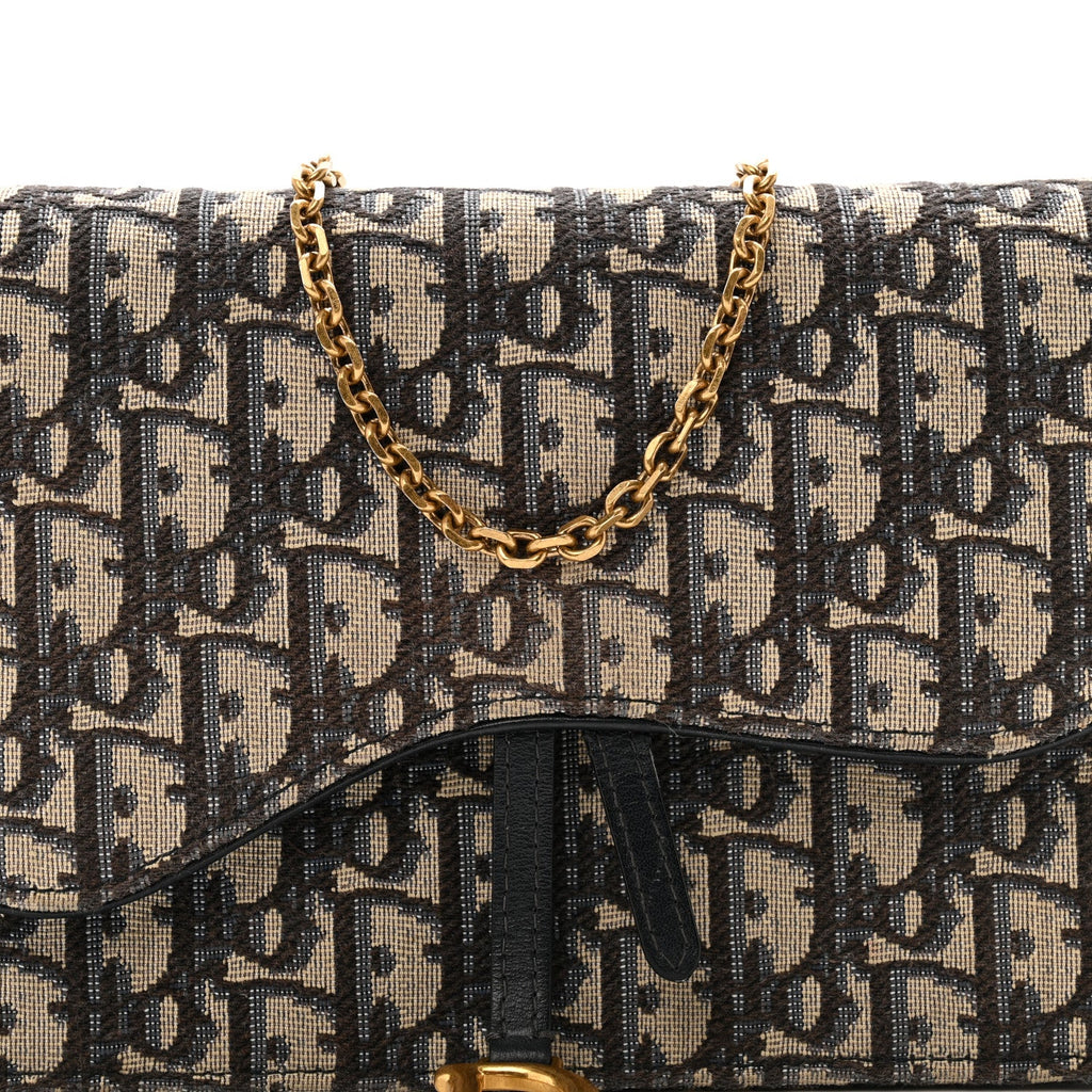 Oblique Saddle Chain Pouch Blue AT My store