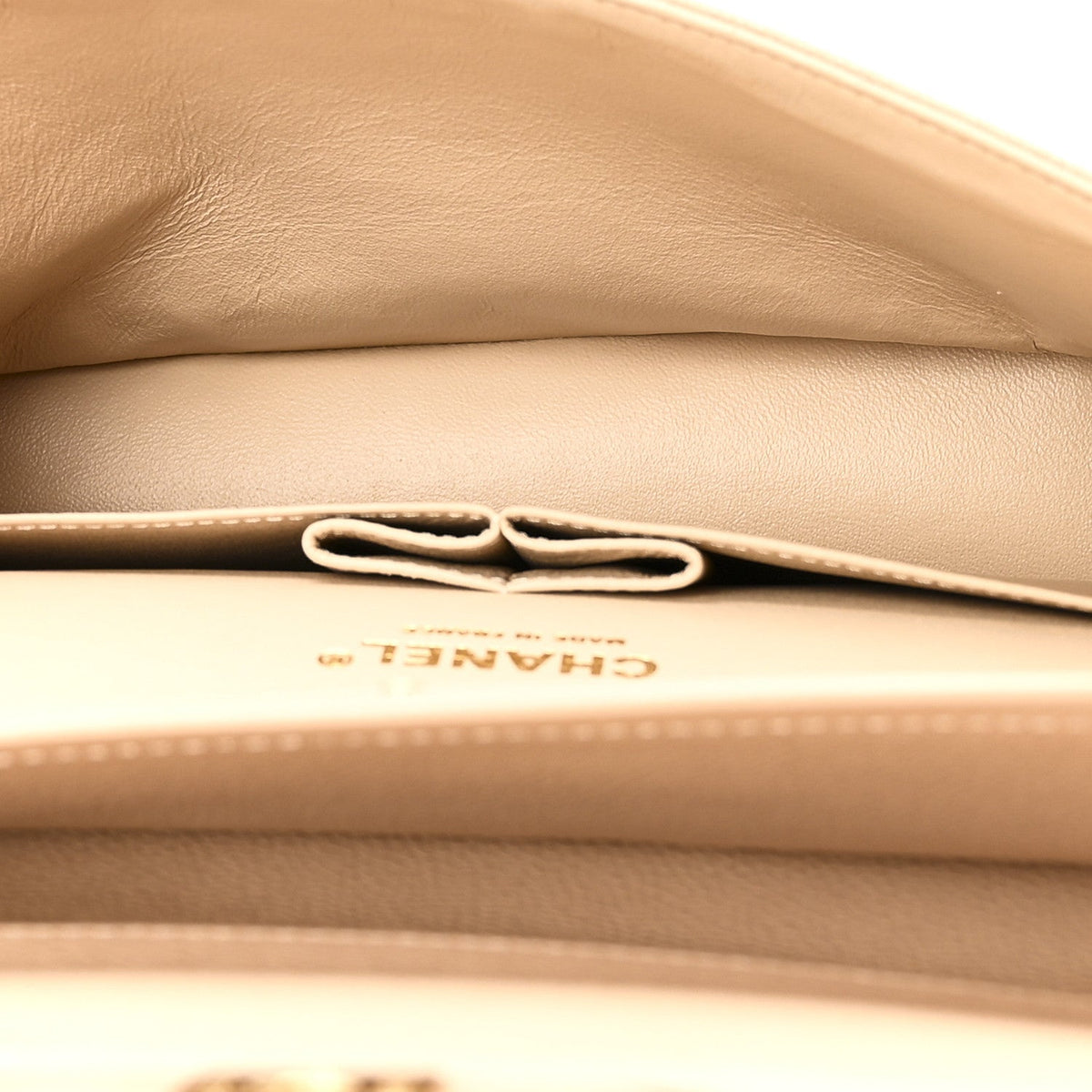 Caviar Quilted Medium Double Flap Beige At My store