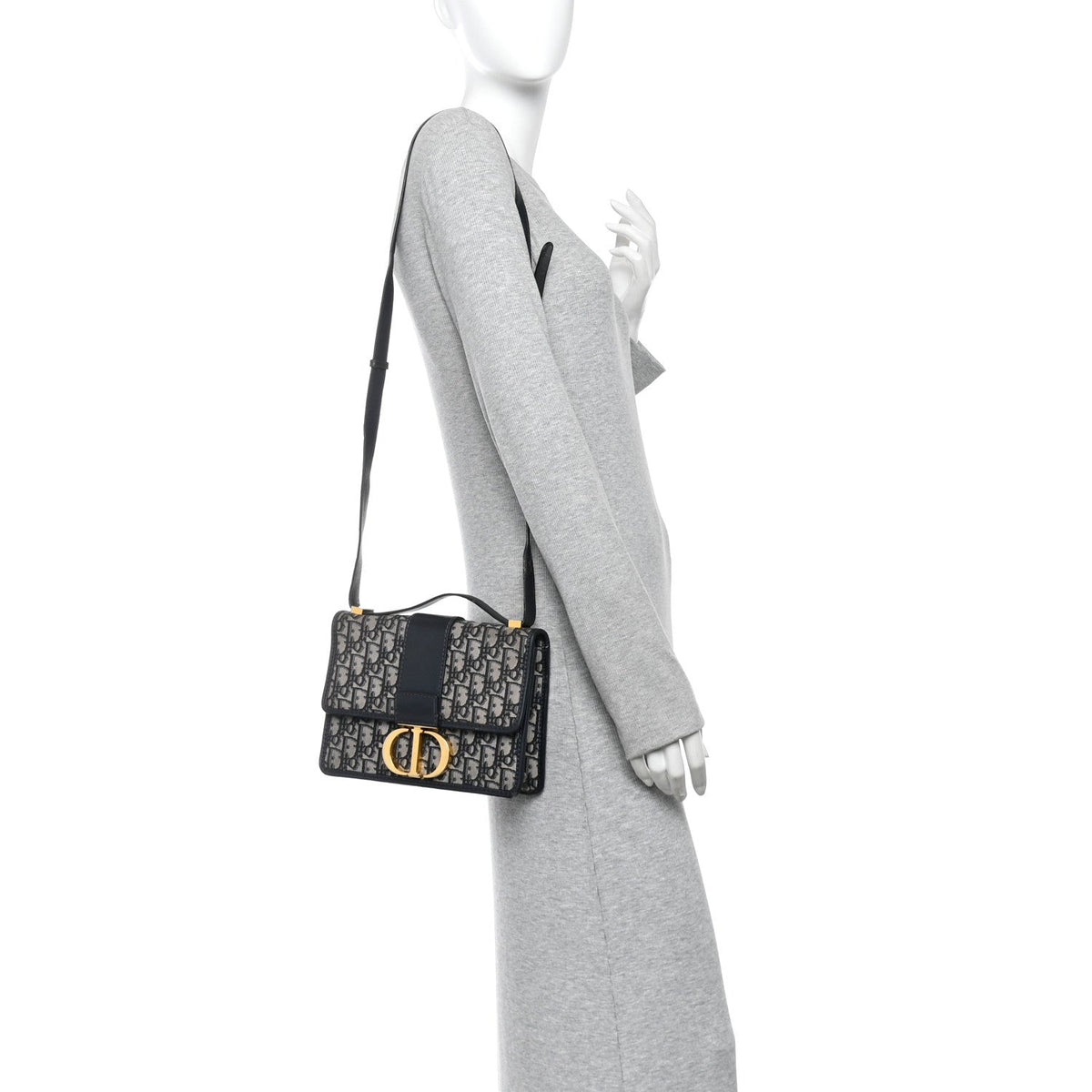 Oblique 30 Montaigne Flap Bag Blue AT My store