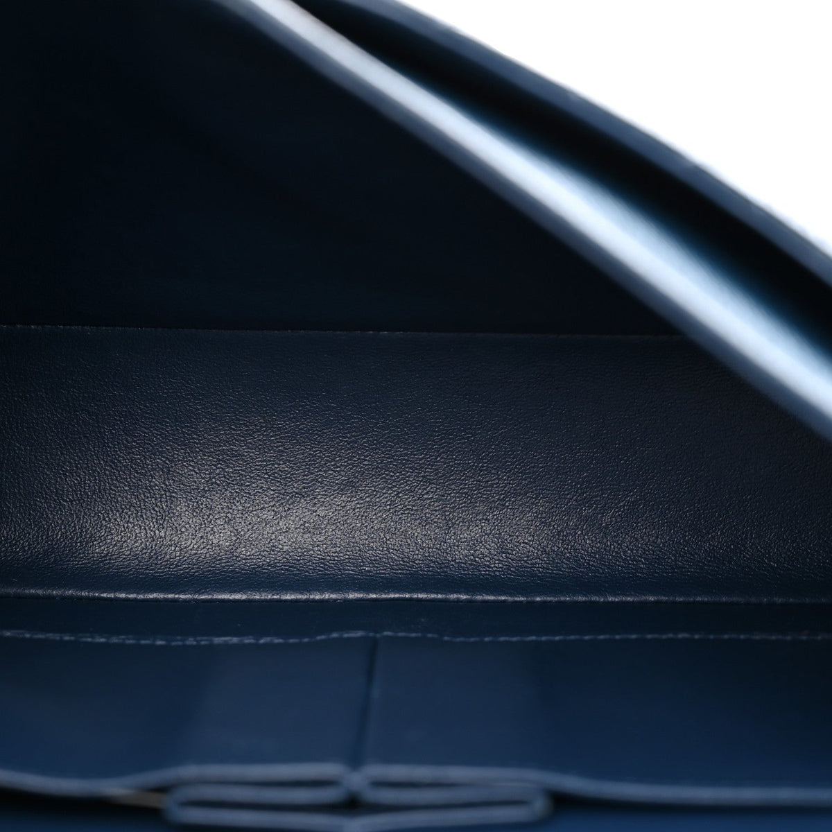 Caviar Quilted Medium Double Flap Navy At My store