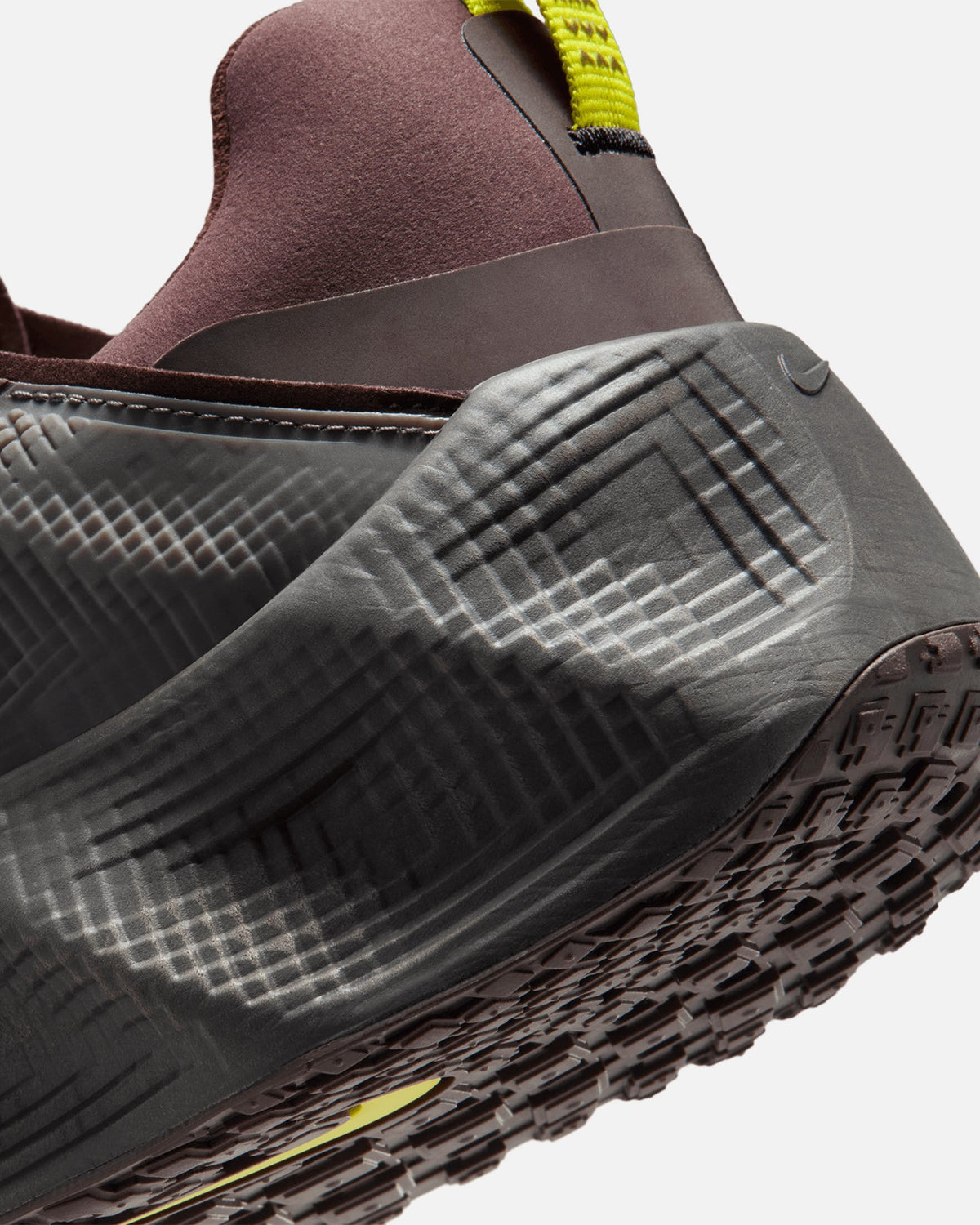 Top Seller Nike Ava Rover Earth/Black/Bright Cactus