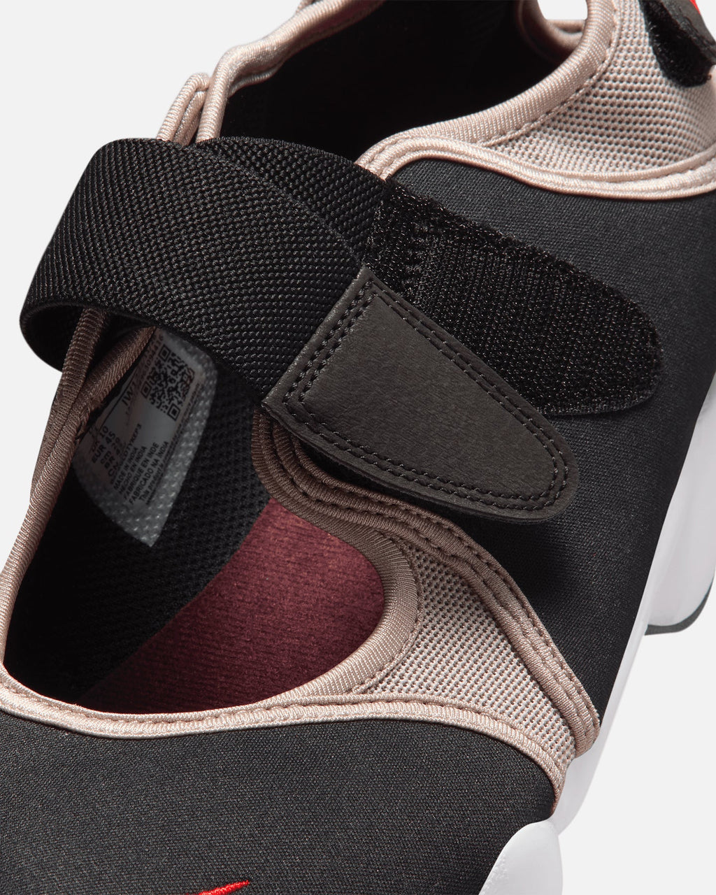 Top Seller Nike Air Rift Black/Red