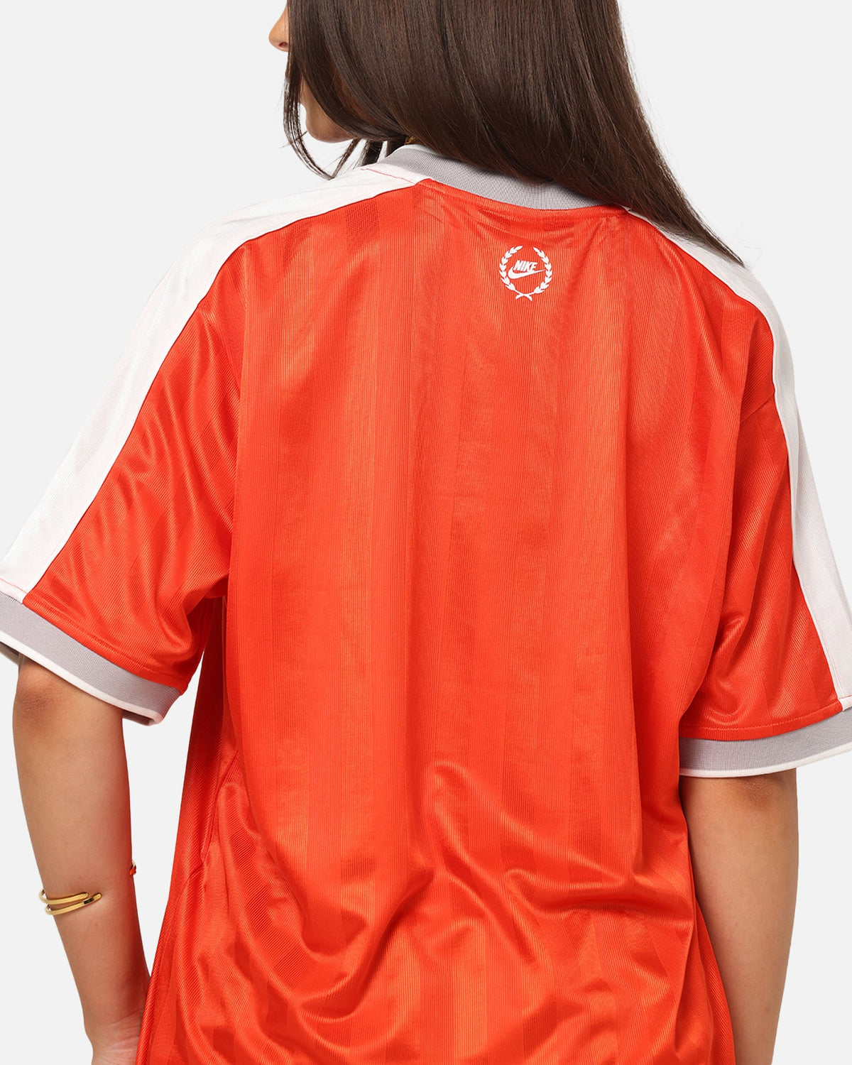 Top Seller Nike Women's Sportswear V-Neck Jersey T-Shirt Picante Red/Sail