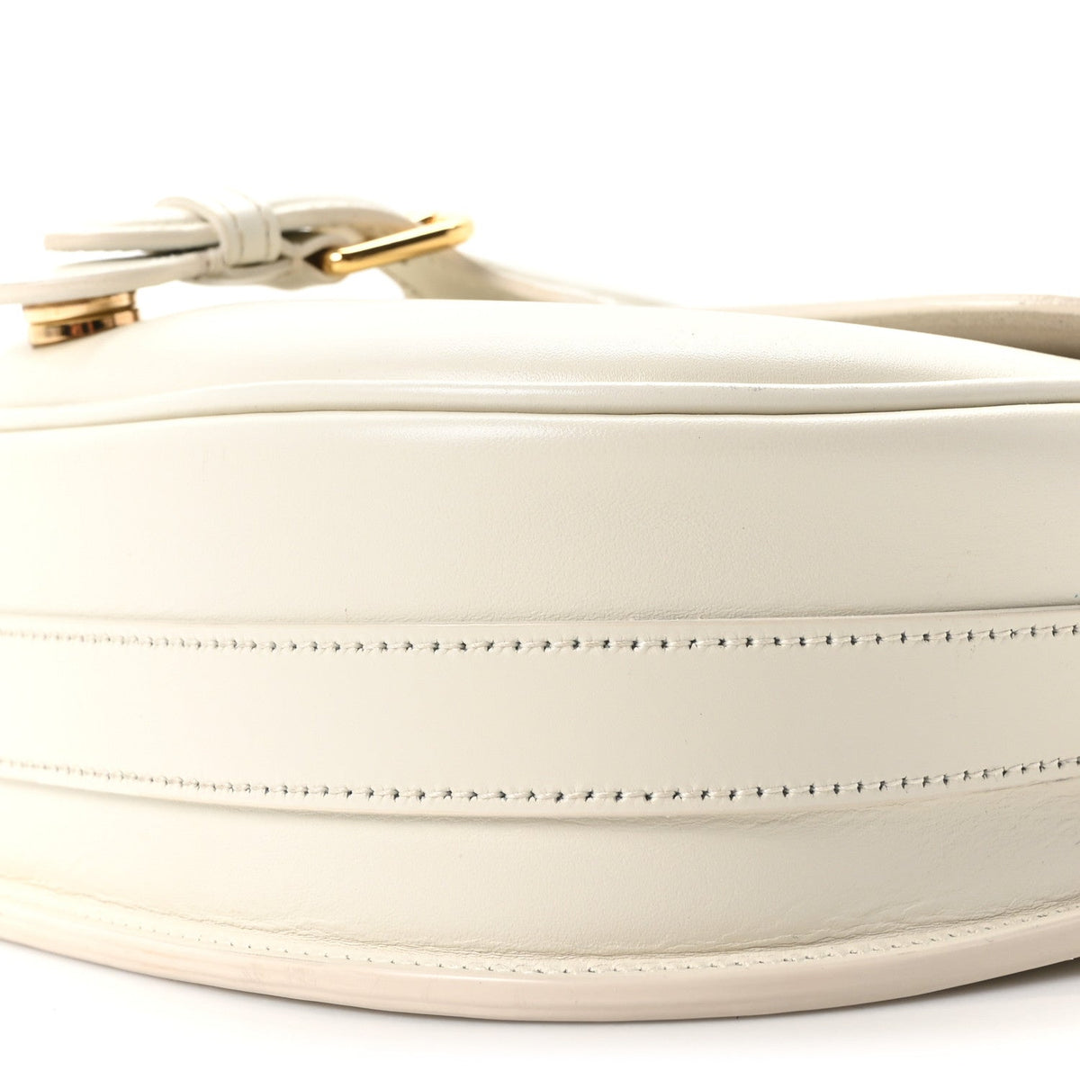 Box Calfskin Medium Bobby Flap Latte AT My store