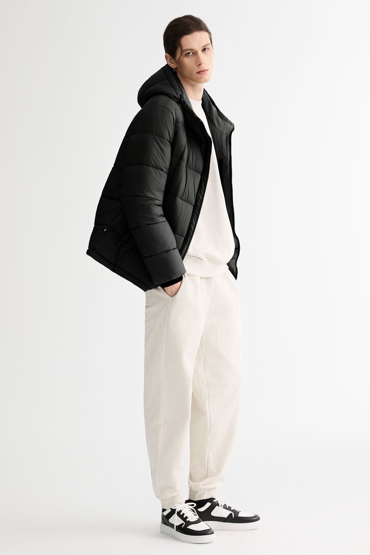 Hot-Sale Essential Hooded Puffer Jacket with Quilted Finish