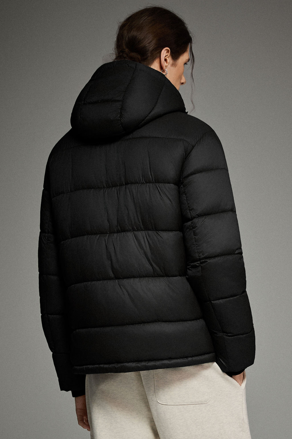 Hot-Sale Essential Hooded Puffer Jacket with Quilted Finish
