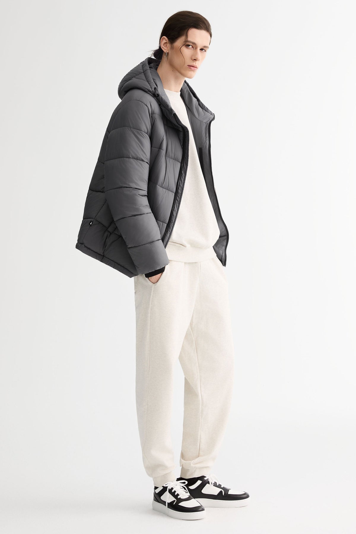 Hot-Sale Essential Hooded Puffer Jacket with Quilted Finish