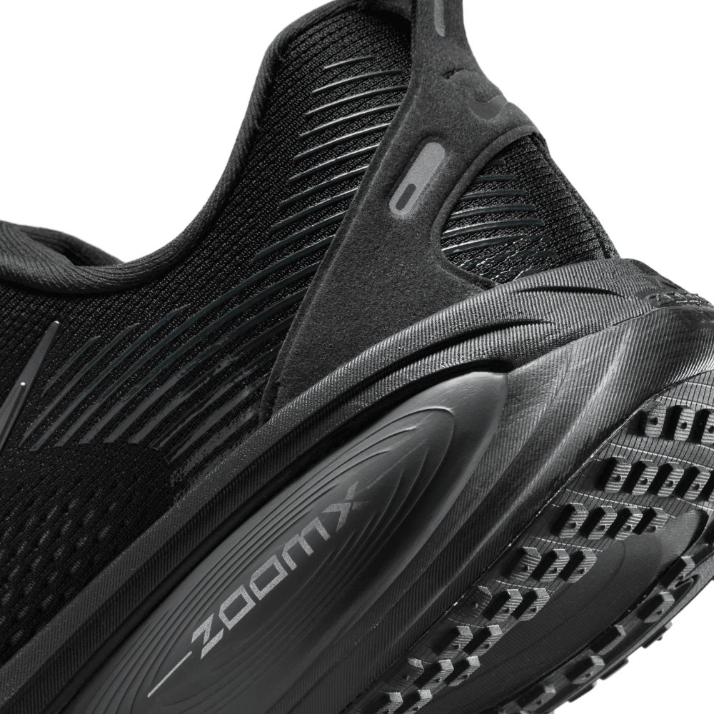 Vomero 18 Men's :Black | Dark Smoke Grey