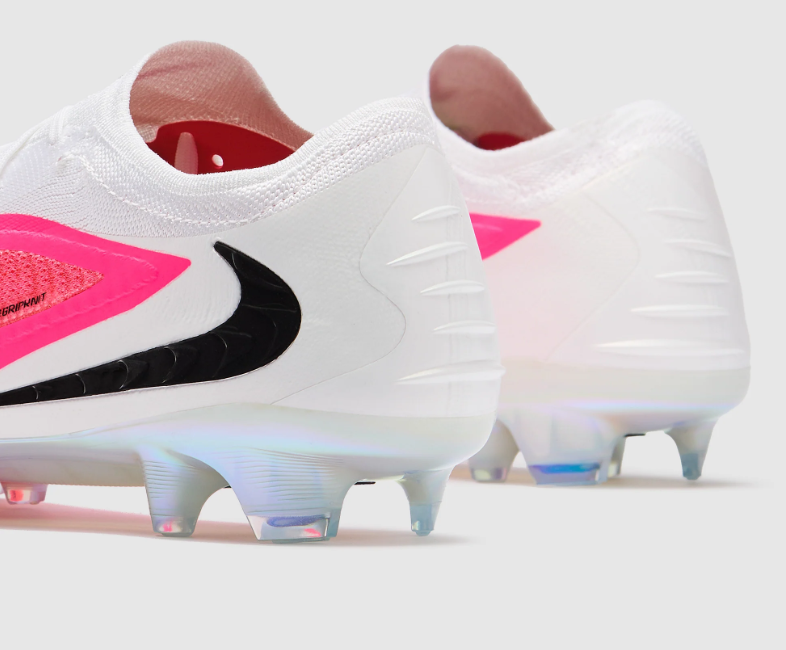 Phantom 6 Low Elite FG - Breakout World Cup Pack