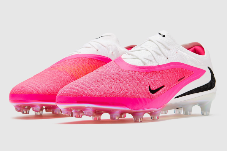 Phantom 6 Low Elite AG - Breakout World Cup Pack