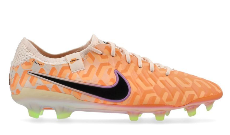 Tiempo Legend 10 Elite 'United Pack'