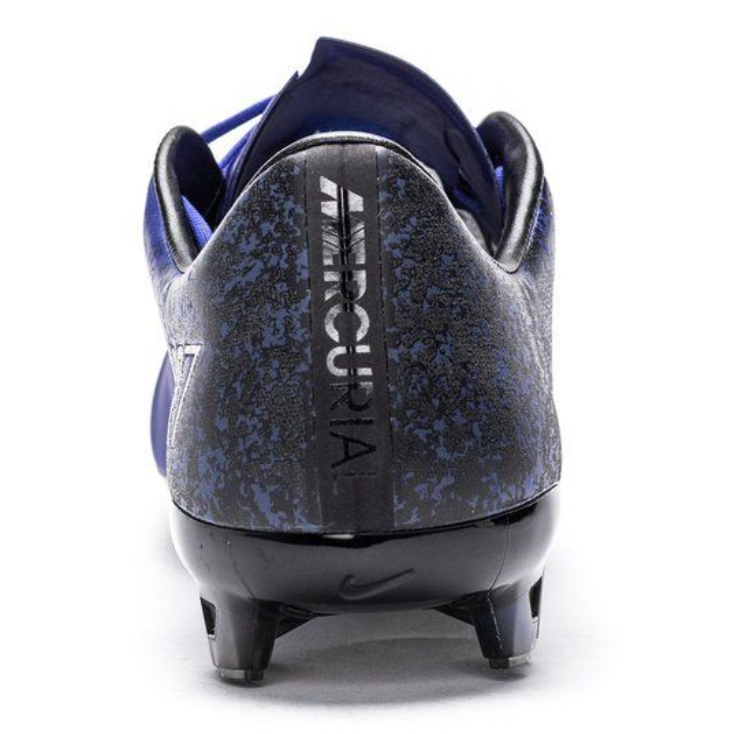 Mercurial Vapor 10 Elite FG CR7