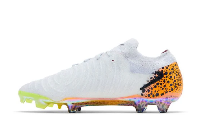 Phantom GX 2 Elite FG Olympic Safari