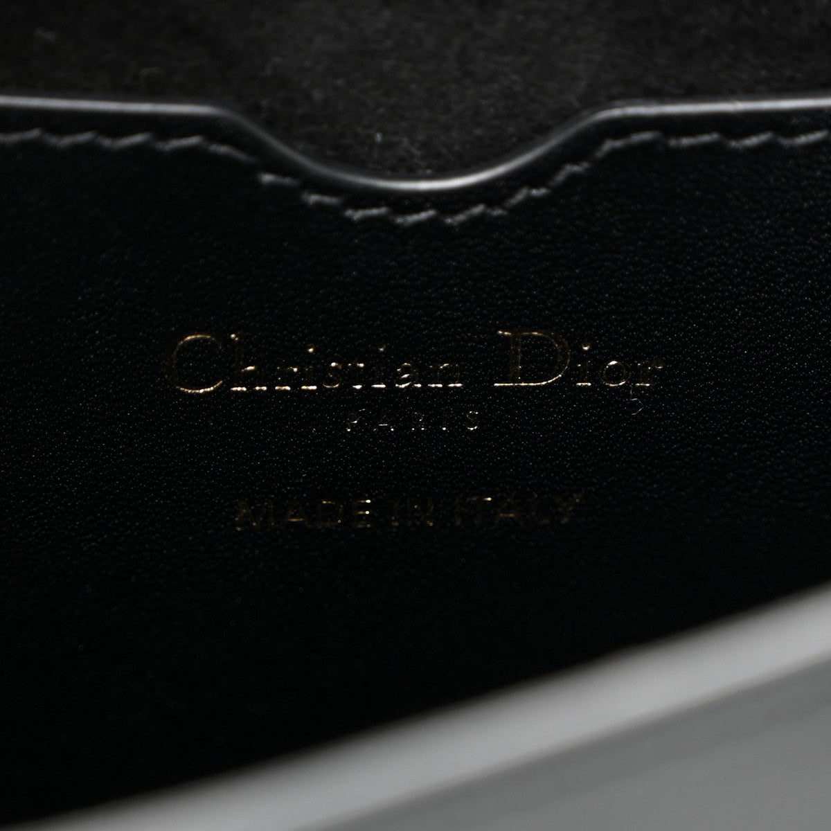 Box Calfskin Medium Bobby Flap Black AT My store