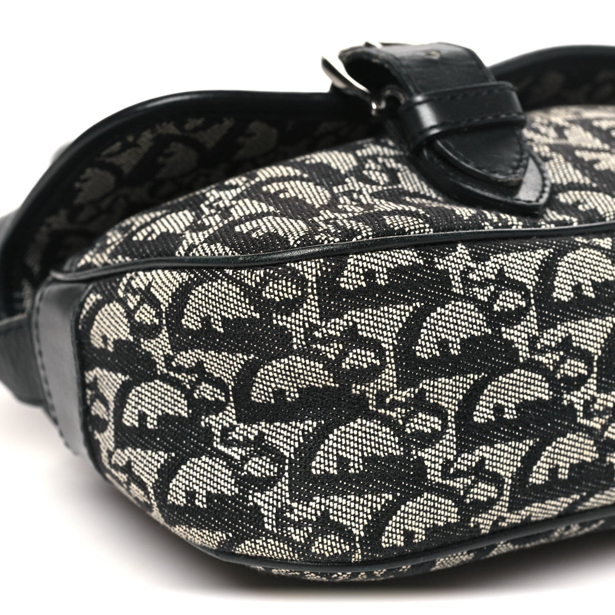 Monogram Messenger Black AT My store