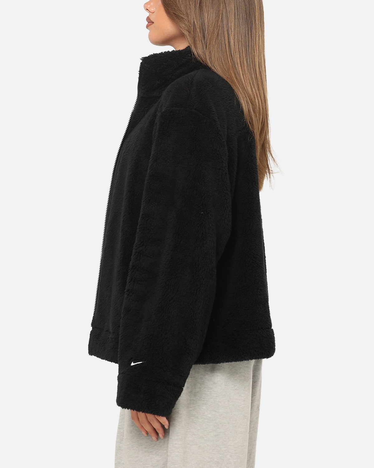Top Seller Nike Women's Sportswear Essential High-Pile Fleece Jacket Black/Sail