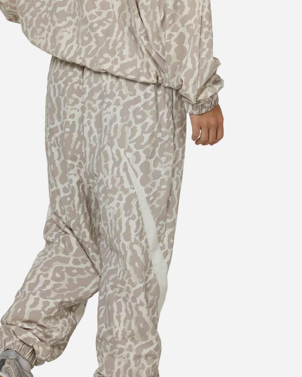 Top Seller Nike Women's Sportswear Woven Printed Pants Leopard/White