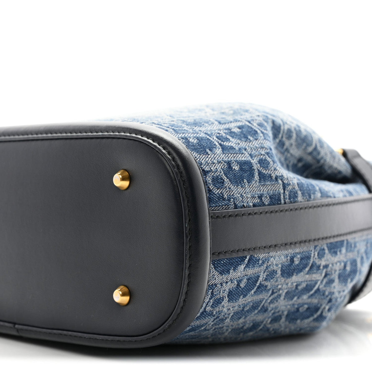 Denim Oblique Jacquard Medium C'est Chain Bucket Bag Denim Blue AT My store