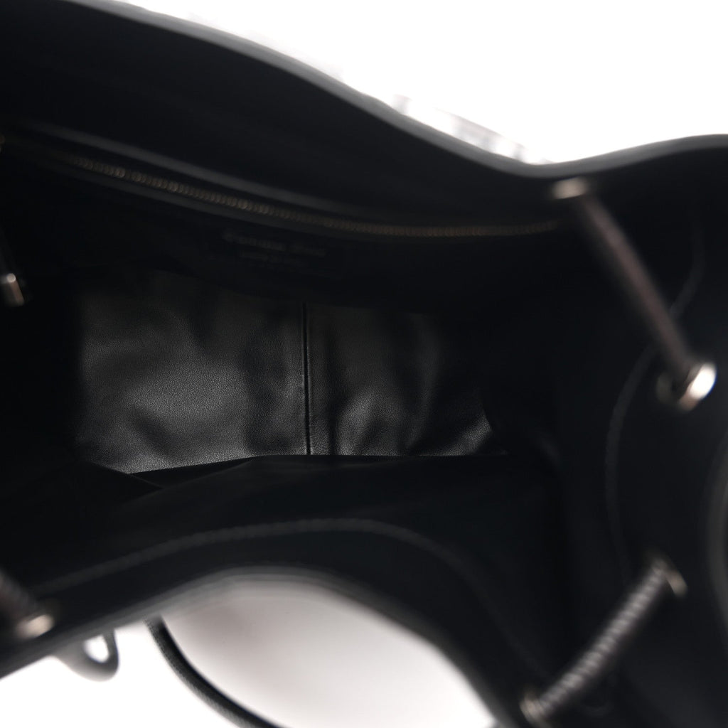 Crinkled Calfskin Macrocannage Medium D-Motion Bag Black AT My store