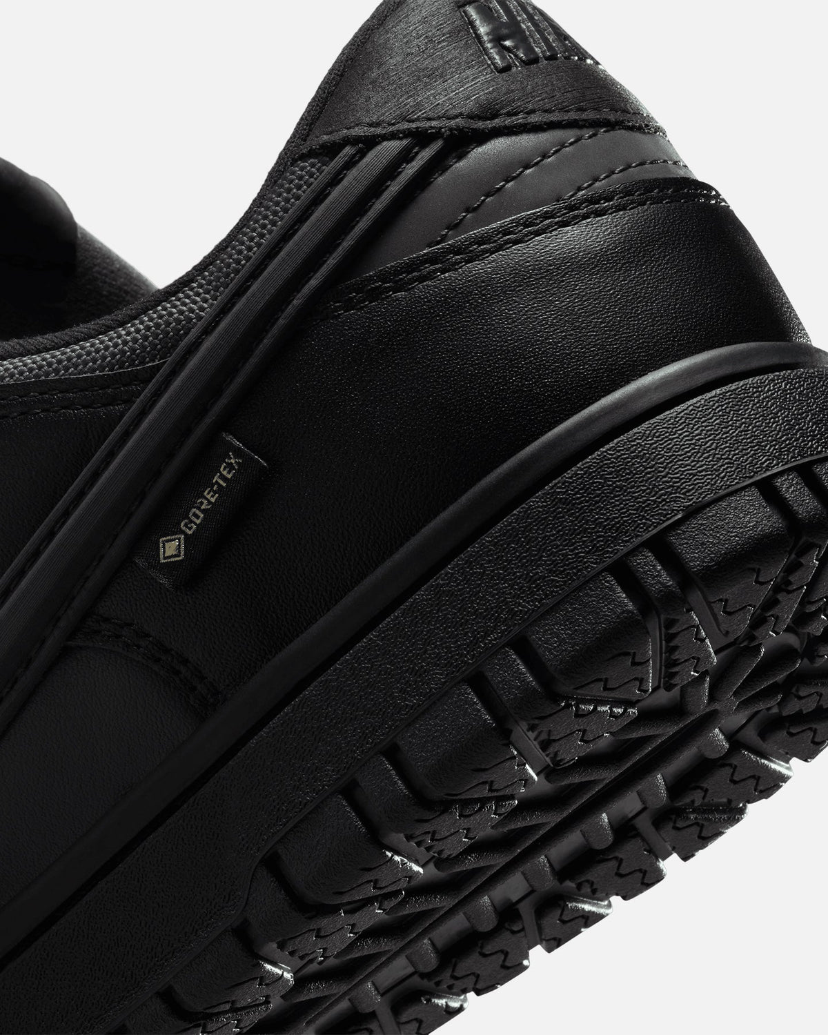 Top Seller Nike Dunk Low GORE-TEX Black/White