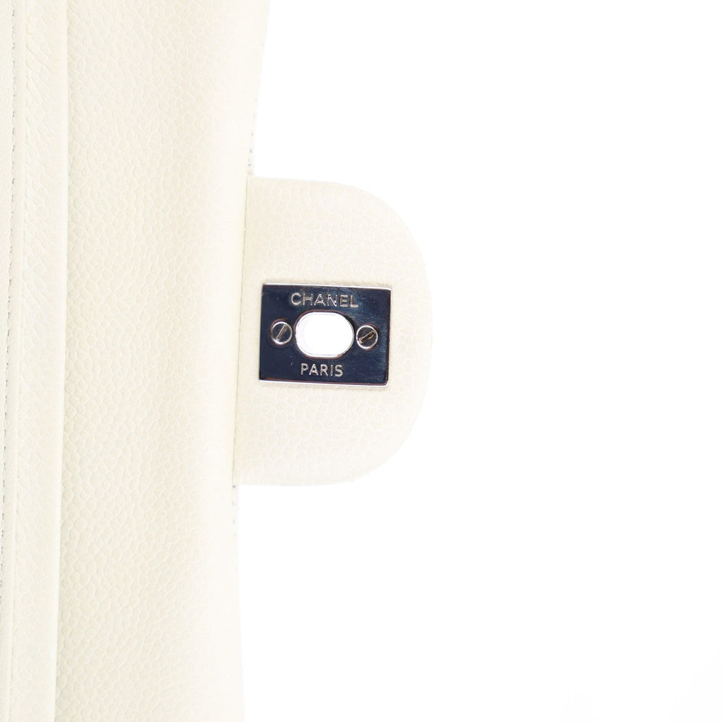 Caviar Quilted Medium Double Flap Light Green At My store