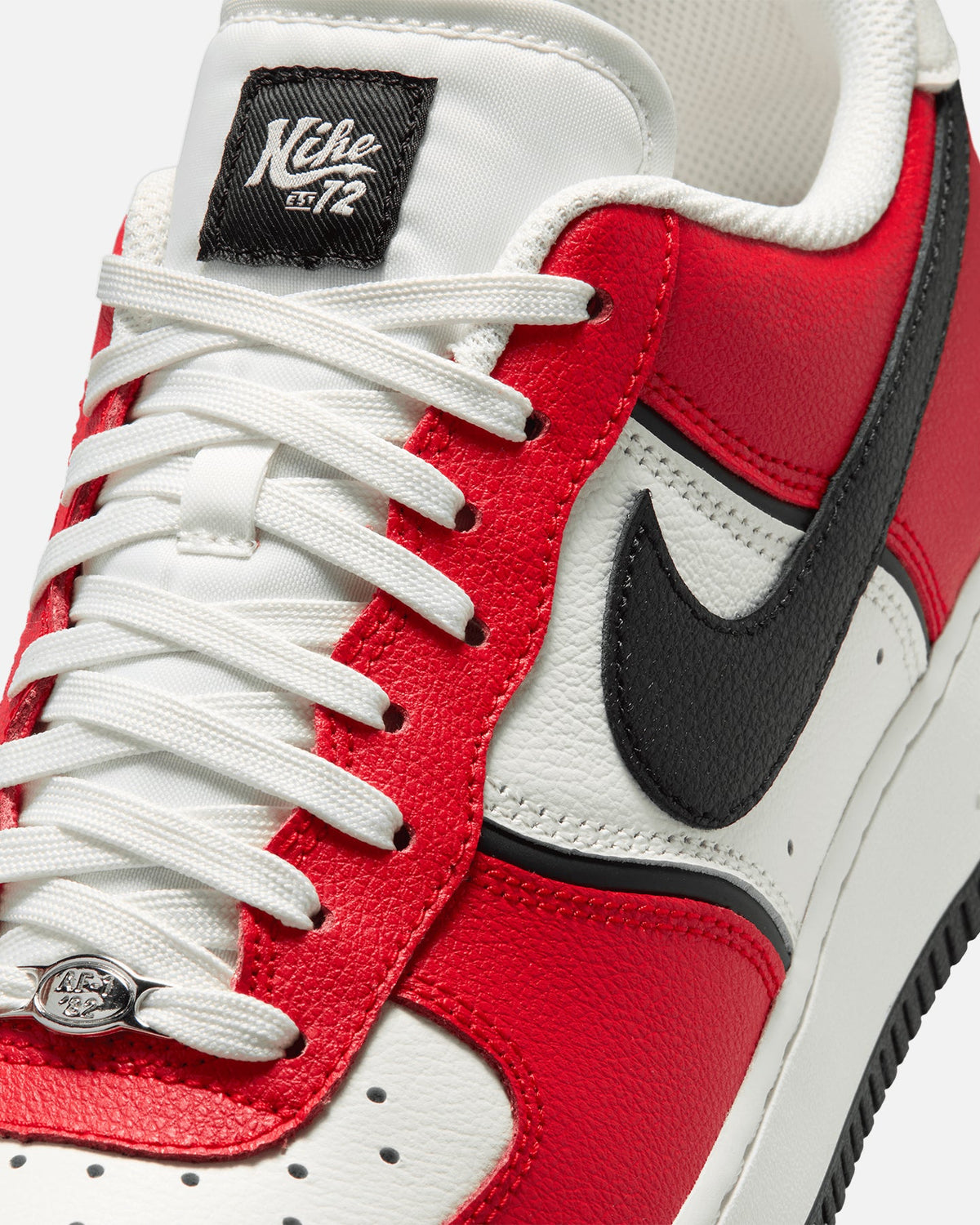 Top Seller Nike Air Force 1 '07 LV8 University Red