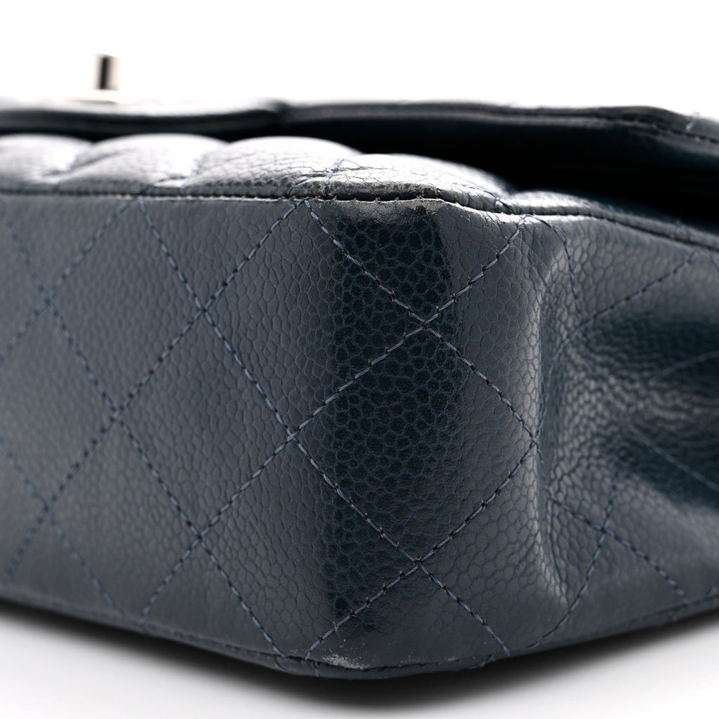Caviar Quilted Medium Double Flap Navy At My store