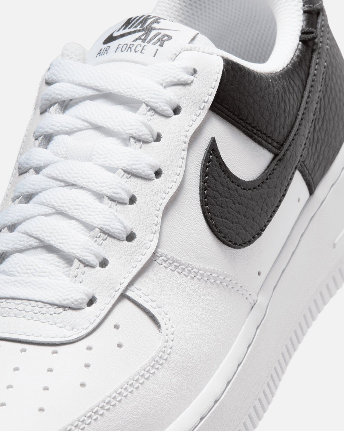Top Seller Nike Women's Air Force 1 '07 Black/White