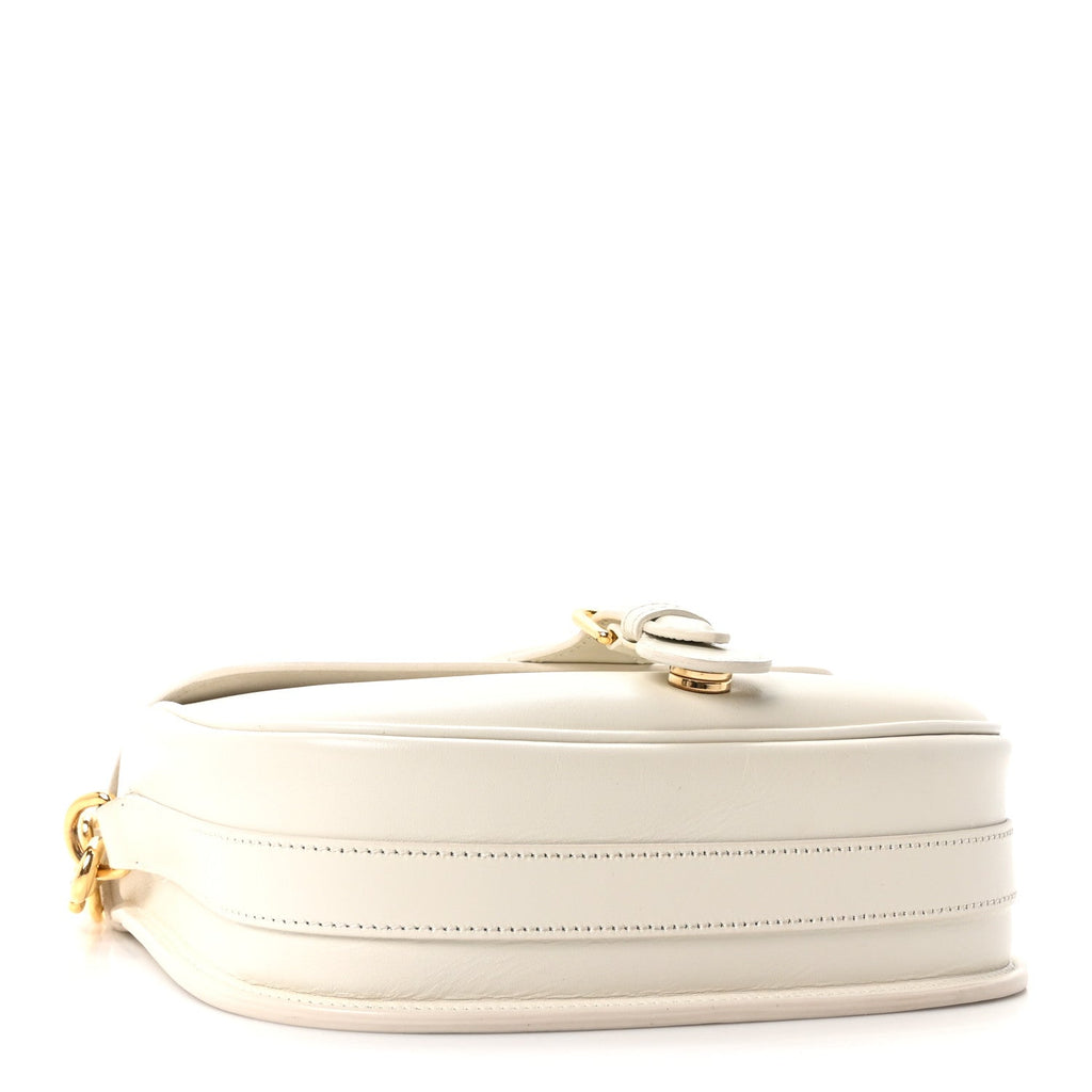 Box Calfskin Medium Bobby Flap Latte AT My store