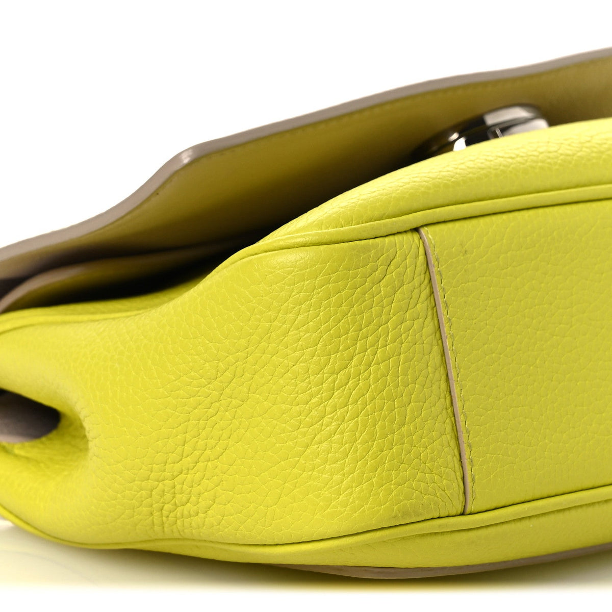Bullcalf Mini Be Dior Flap Vert Acide AT My store