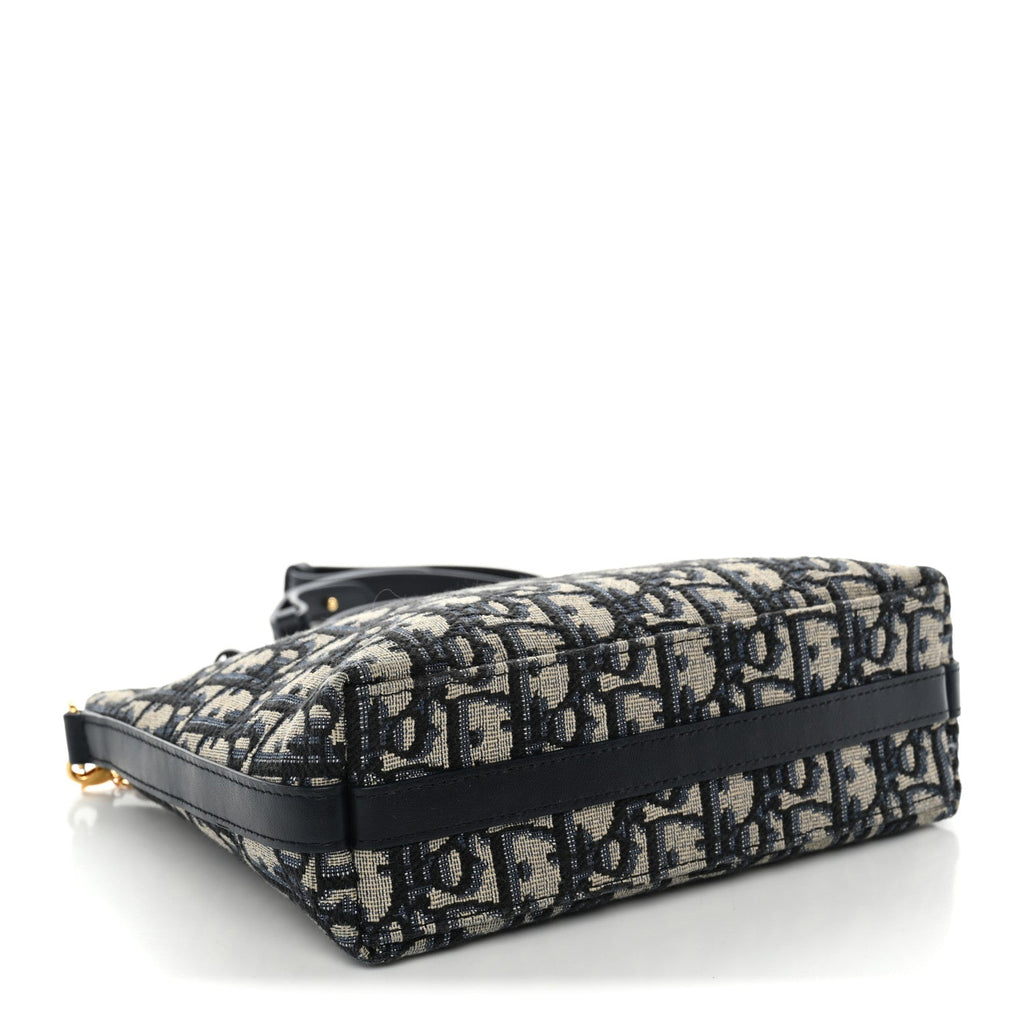 Oblique 30 Montaigne Diorling Mini Bag With Chain Blue AT My store