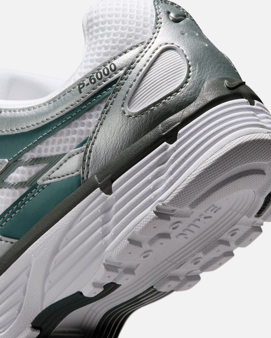 Top Seller Nike Women's P-6000 White/White