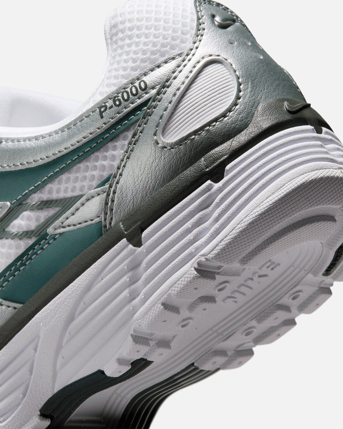 Top Seller Nike Women's P-6000 White/White