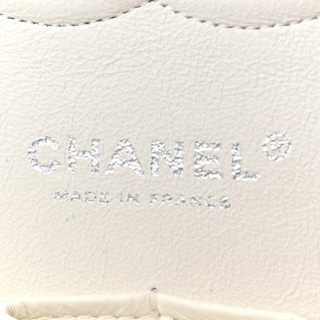 Caviar Quilted Medium Double Flap White At My store