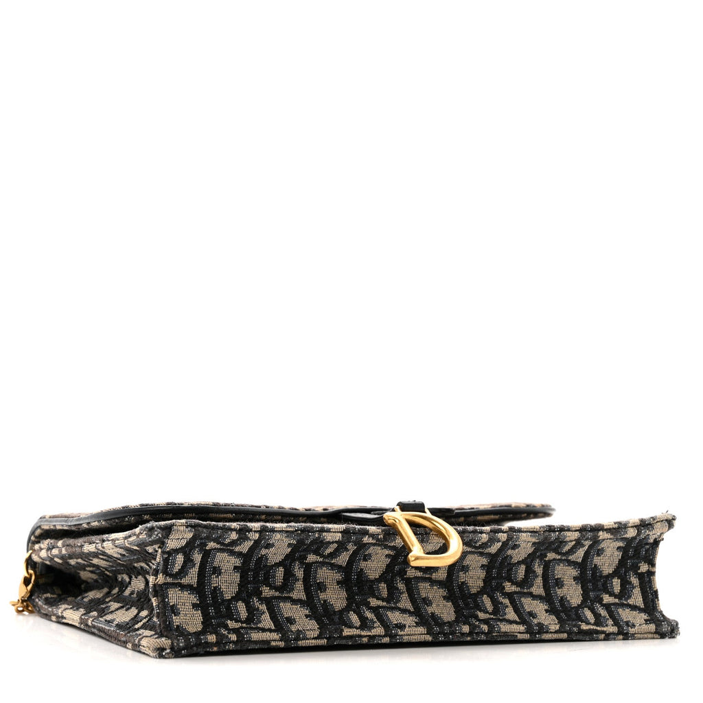Oblique Saddle Chain Pouch Blue AT My store