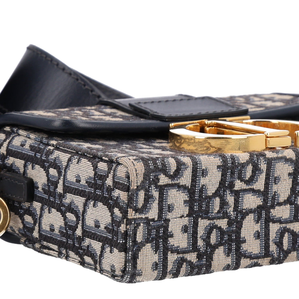 Oblique 30 Montaigne Box Bag Blue AT My store