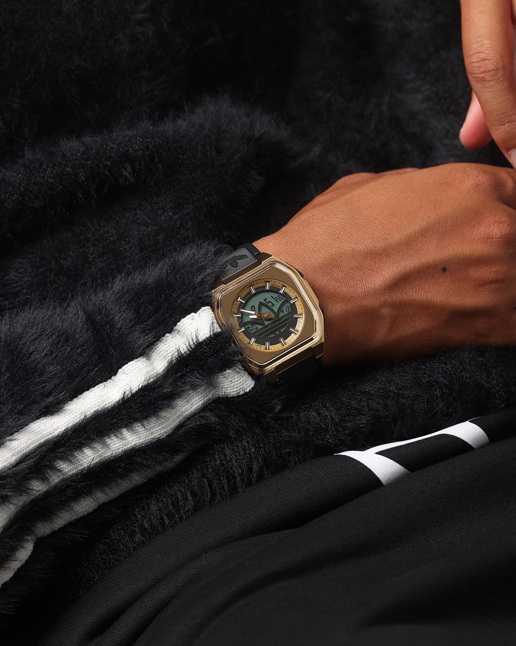 Best-Selling Adidas City Tech Watch Black/Gold