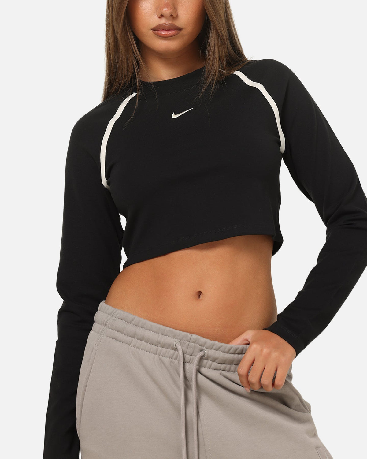 Top Seller Nike Women's Sportswear Tight Long-Sleeve Cropped Top Black/Black
