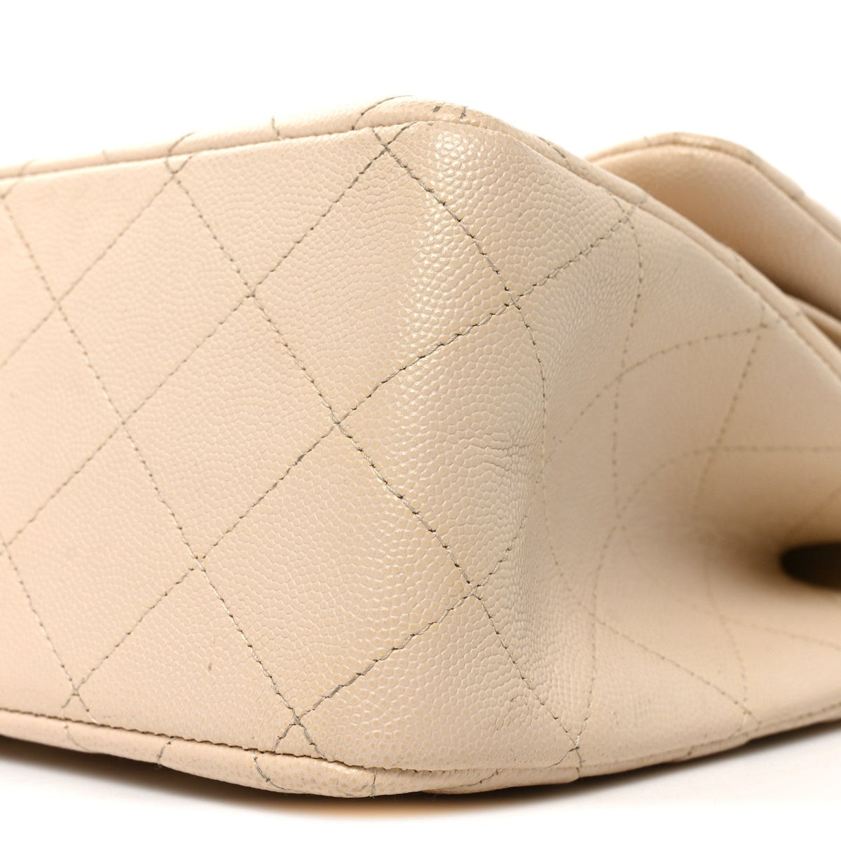 Caviar Quilted Jumbo Double Flap Beige Clair At My store