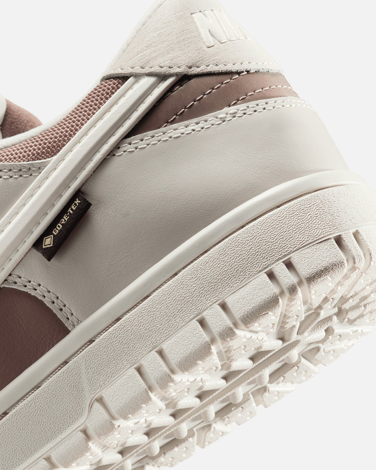 Top Seller Nike Dunk Low GORE-TEX Light Bone