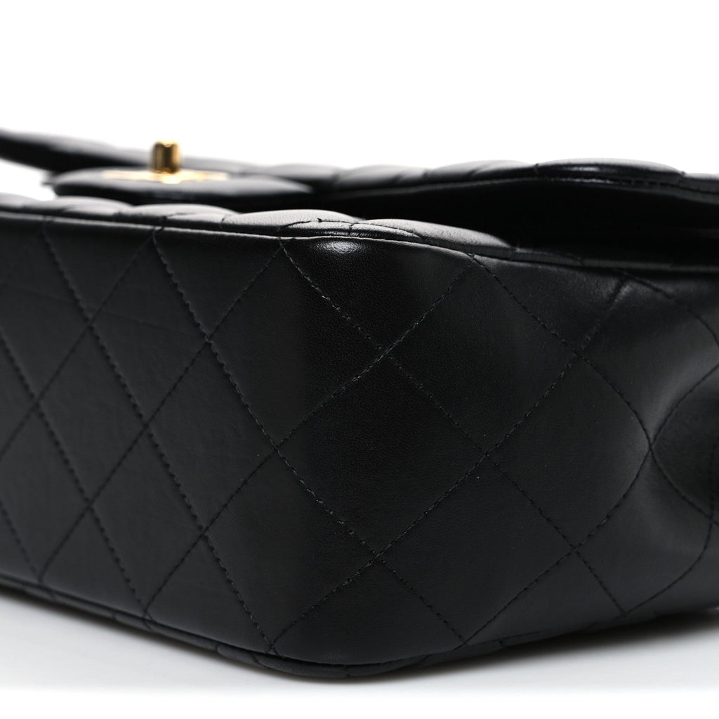 Lambskin Quilted Jumbo Double Flap Black At My store