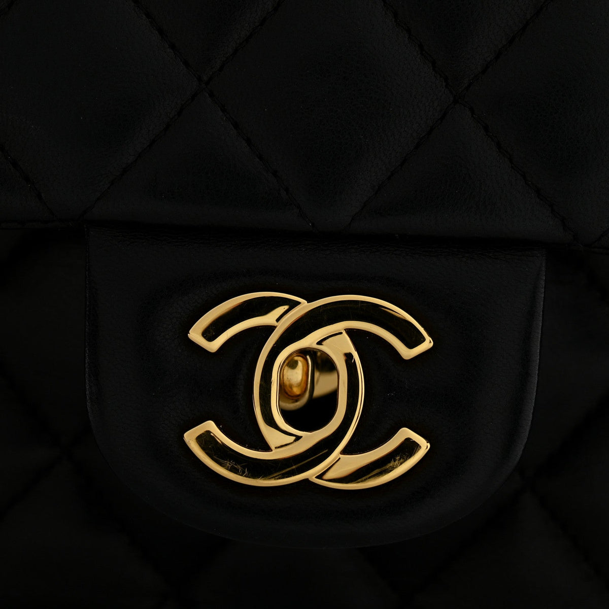 Lambskin Quilted Medium Double Flap Black At My store