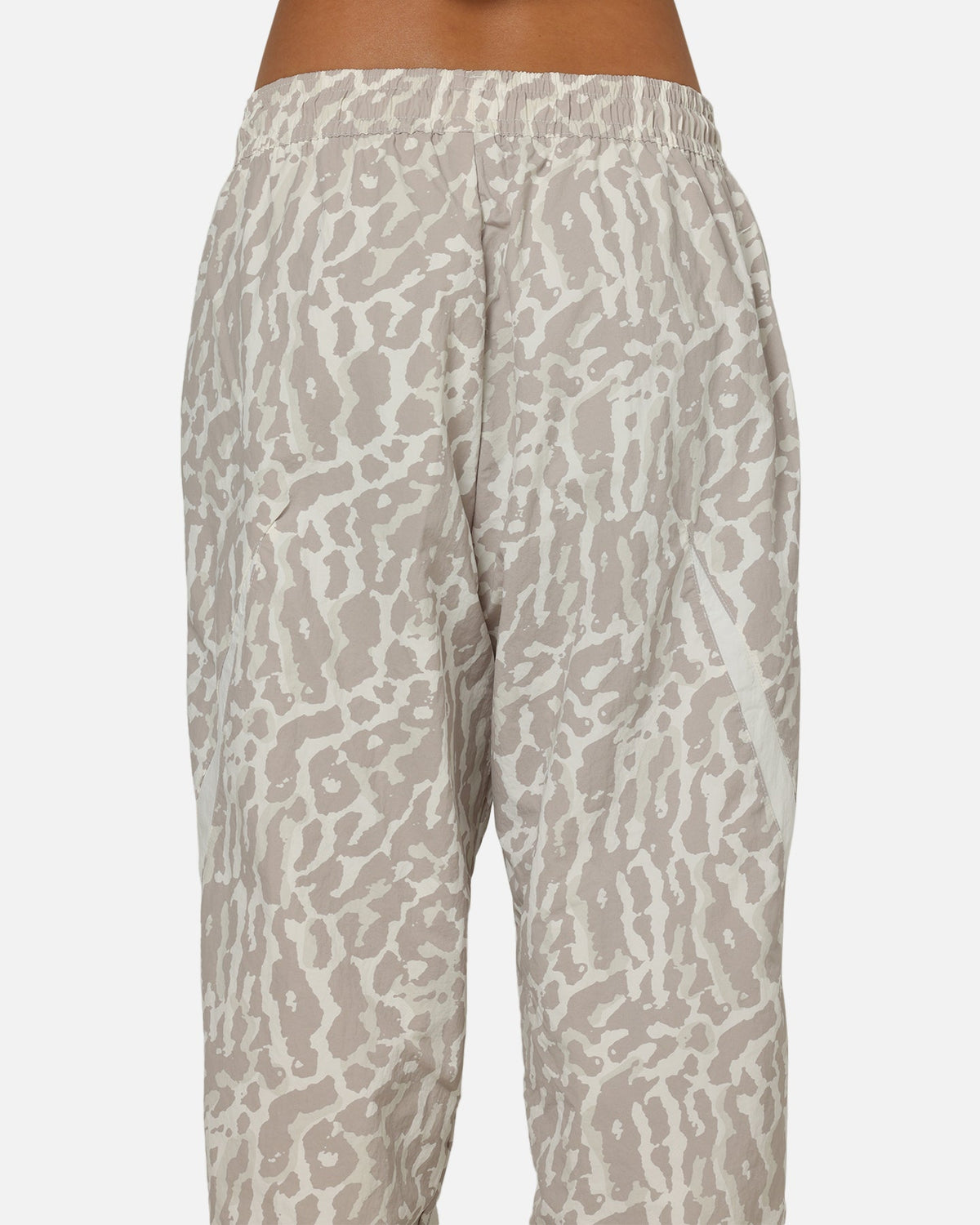 Top Seller Nike Women's Sportswear Woven Printed Pants Leopard/White
