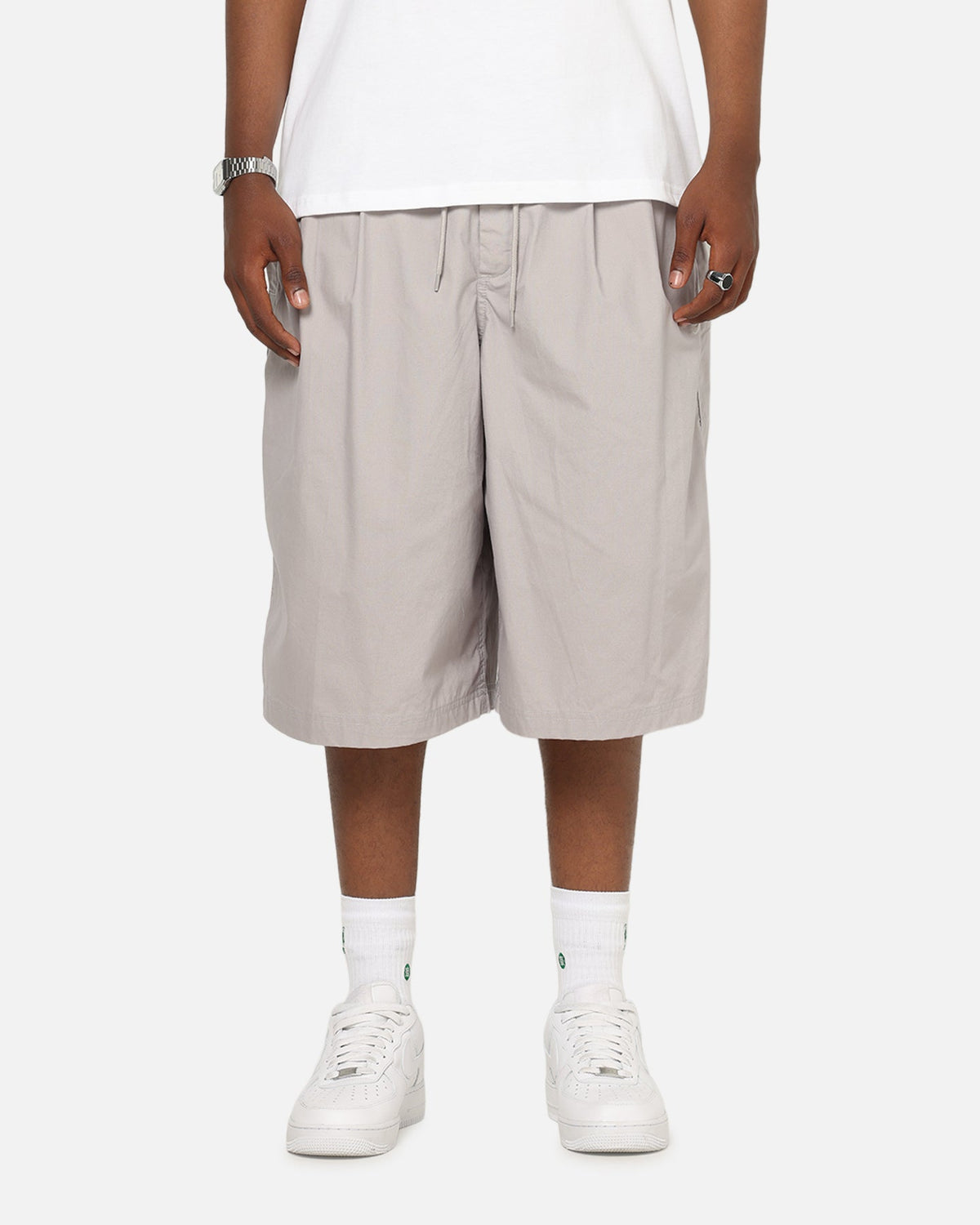 Top Seller Nike Club Sheoul Oversized Shorts College Grey