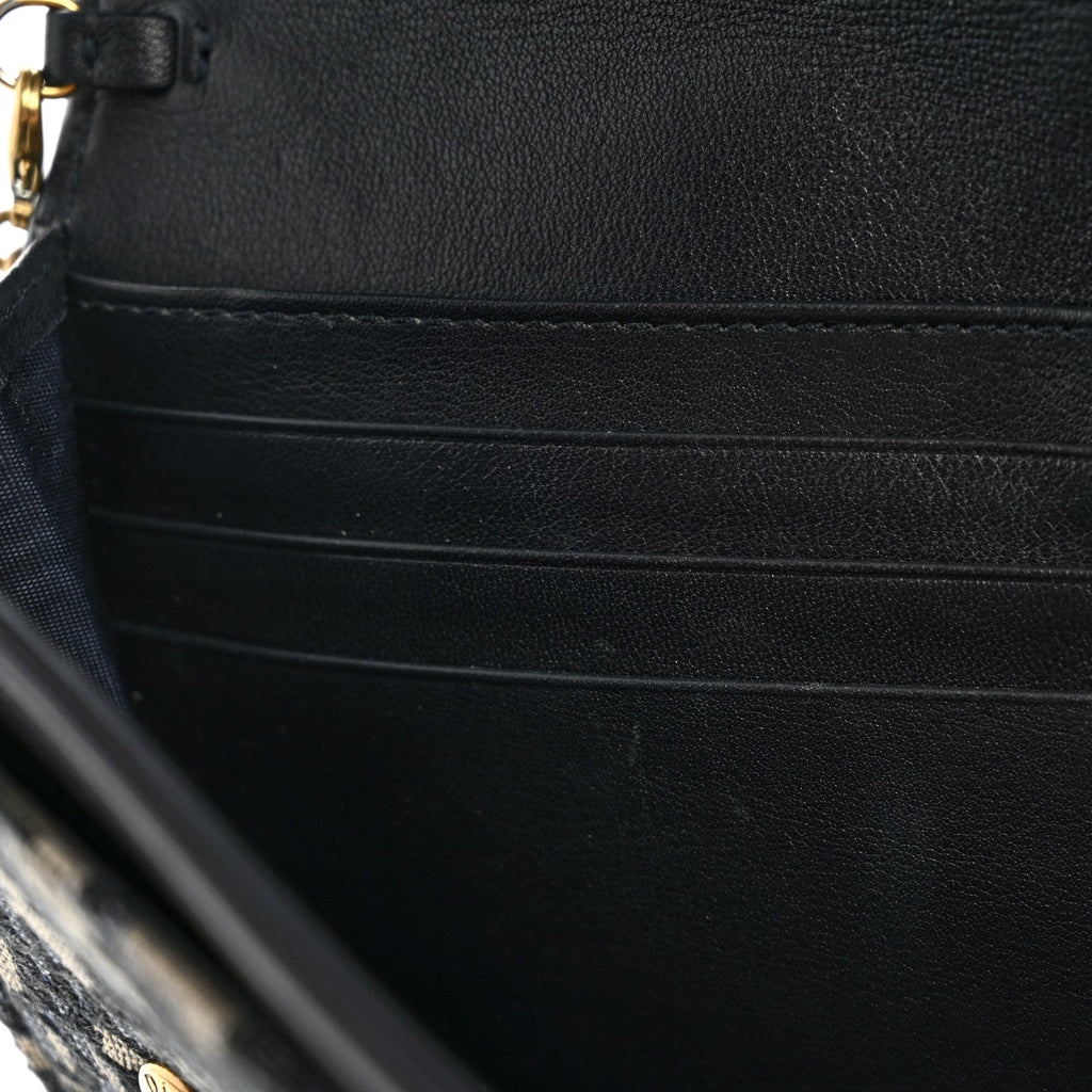 Oblique Saddle Chain Long Wallet Blue AT My store