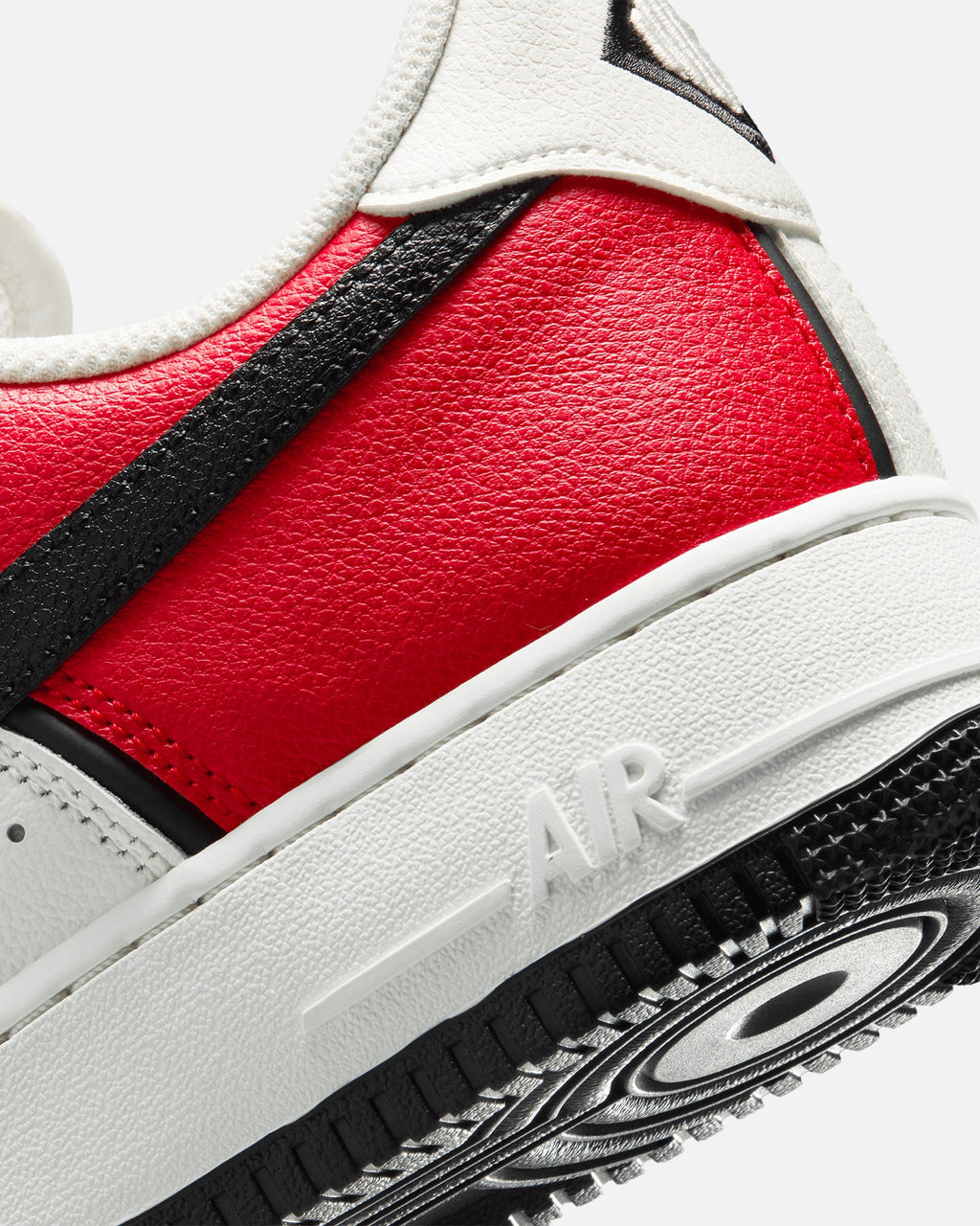 Top Seller Nike Air Force 1 '07 LV8 University Red