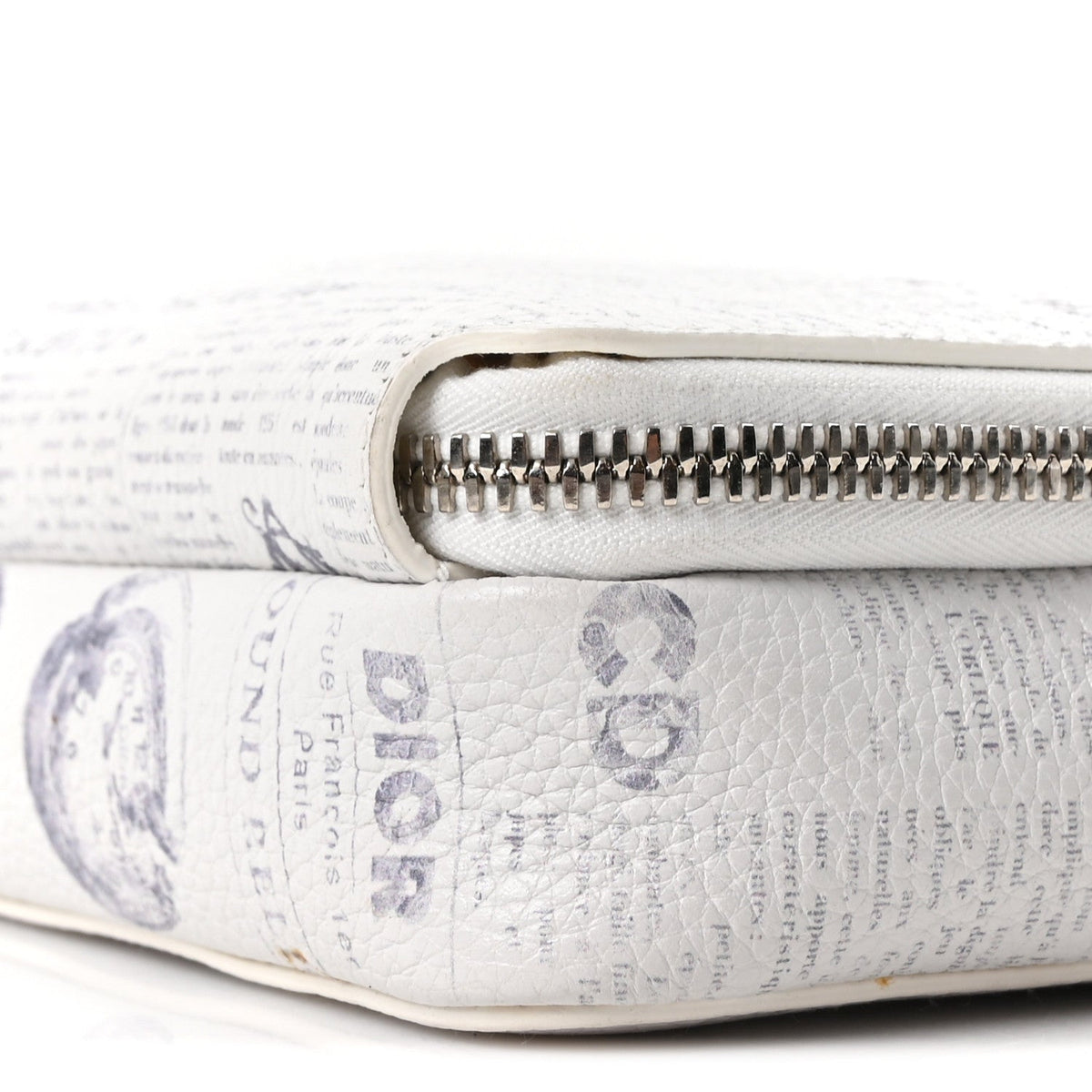 X DANIEL ARSHAM Grained Calfskin Newspaper Messenger White AT My store