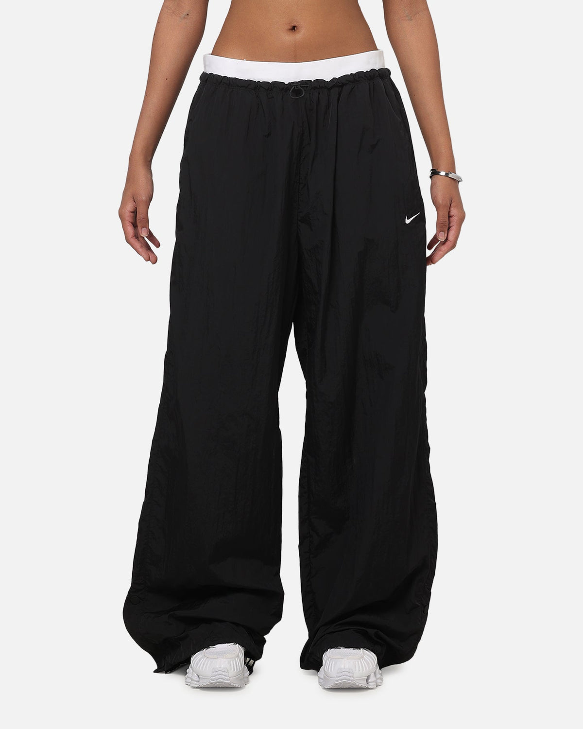 Top Seller Nike Women's Sportswear Loose High-Waisted Parachute Pants Black/Black/White