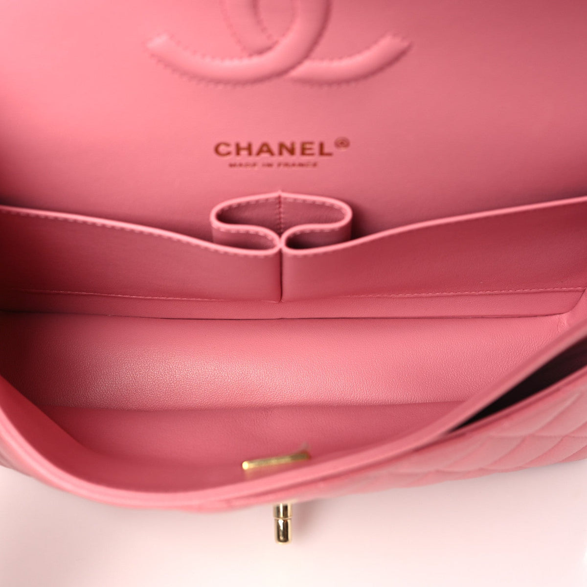Caviar Quilted Medium Double Flap Pink At My store