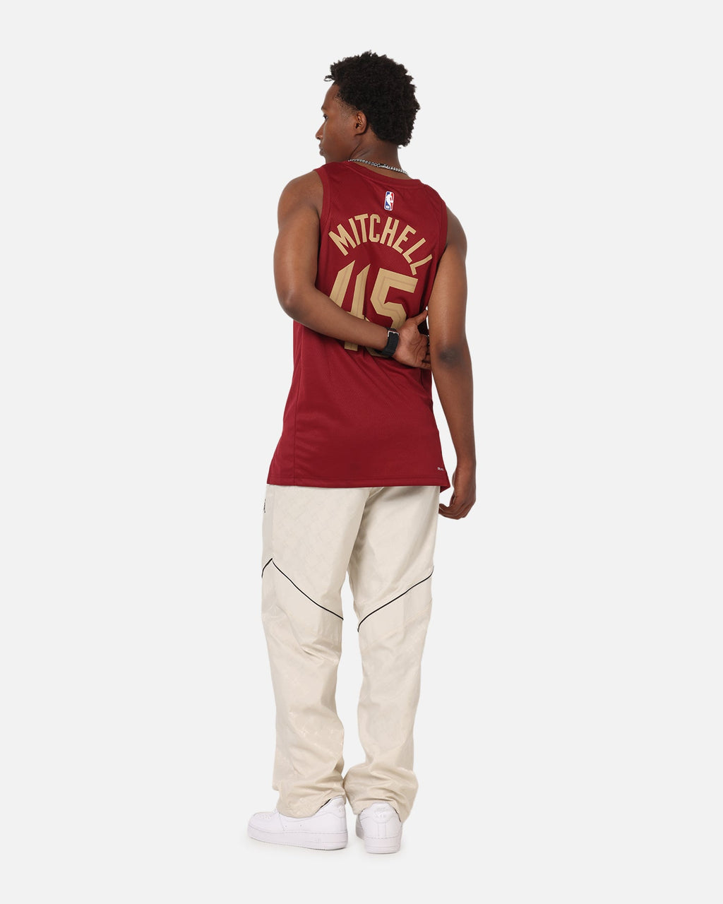 Top Seller Nike Donovan Mitchell Cleveland Cavaliers #45 Icon Edition 2022/23 Nike Dri-Fit NBA Swingman Jersey Team Red